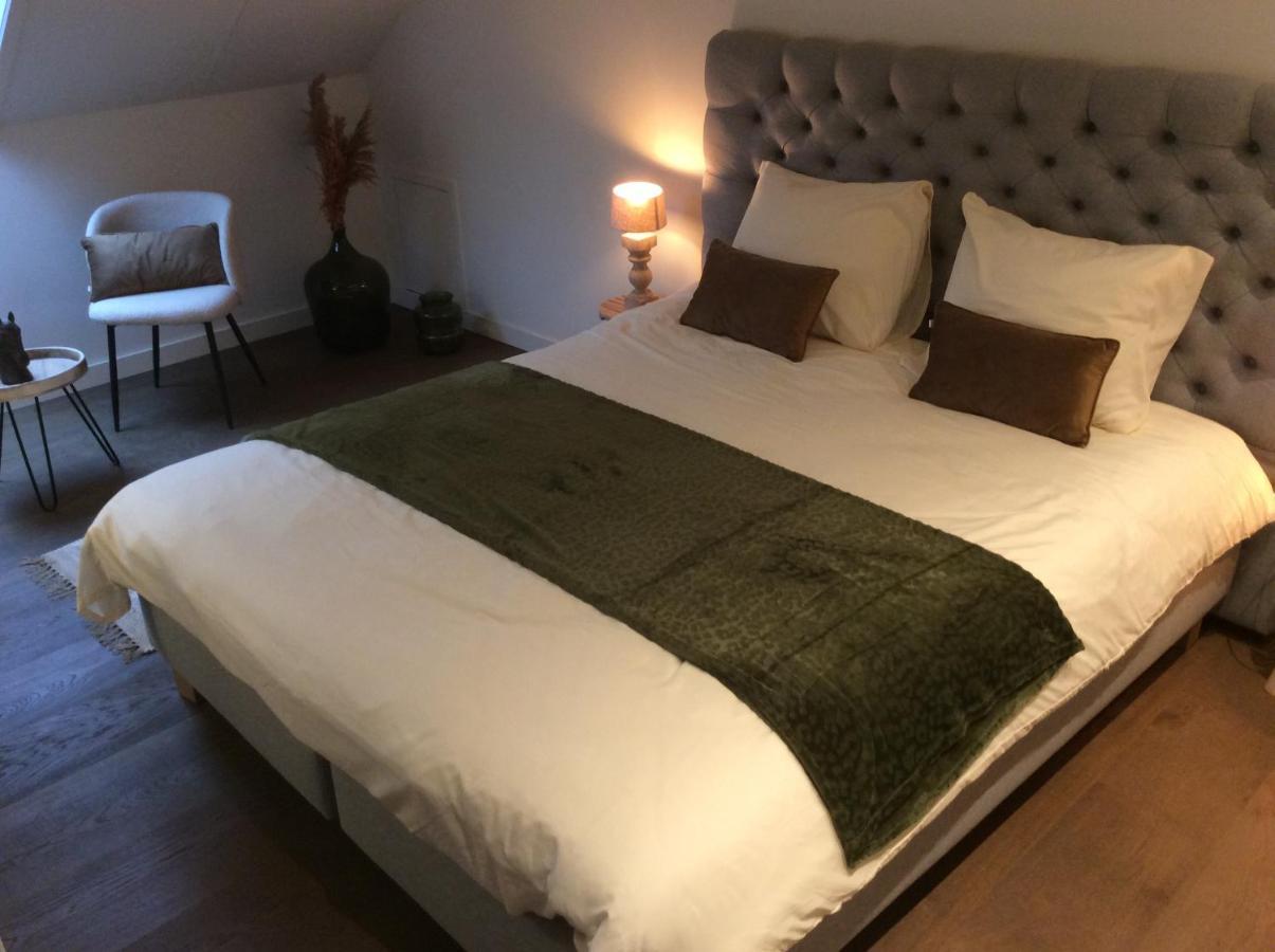 Truyenhof Bed & Breakfast Бри Екстериор снимка