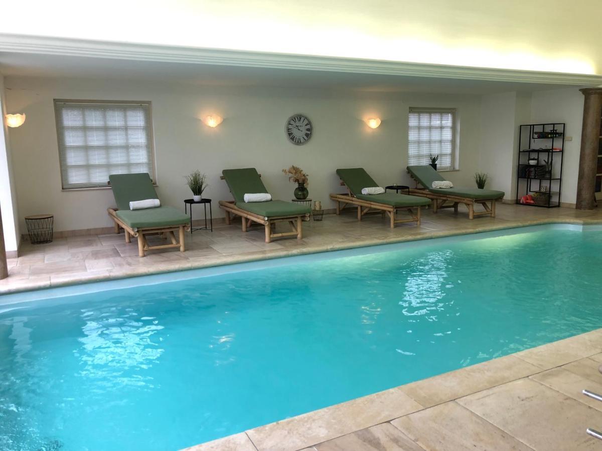 Truyenhof Bed & Breakfast Бри Екстериор снимка
