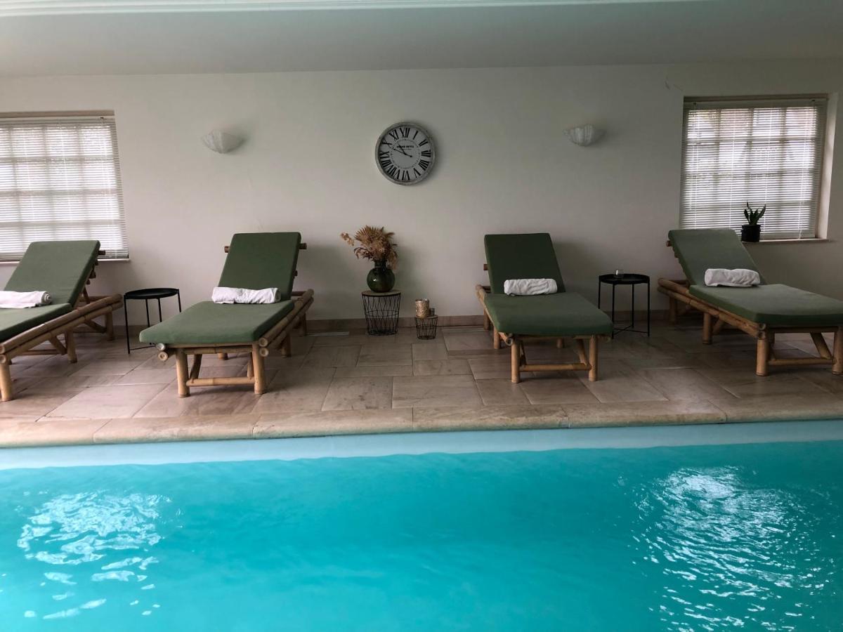 Truyenhof Bed & Breakfast Бри Екстериор снимка